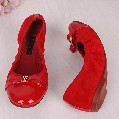 LV Shallow mouth flat shoes Women--007